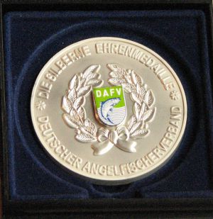 Die „Silberne Ehrenmedaille“ des DAFV