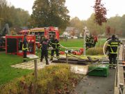 Die Feuerwehren packen zusammen.jpg